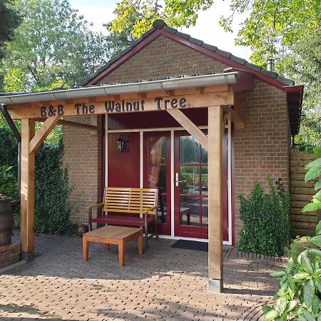 Bed and Breakfast The Walnut Tree Hellevoetsluis Exteriér fotografie