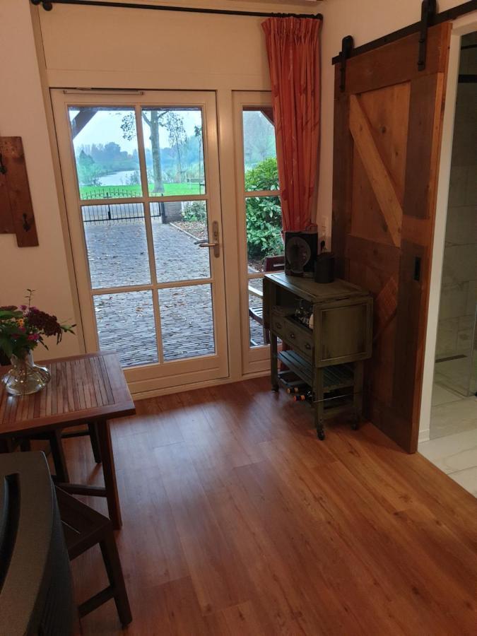 Bed and Breakfast The Walnut Tree Hellevoetsluis Exteriér fotografie