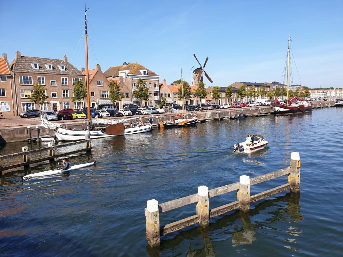 Bed and Breakfast The Walnut Tree Hellevoetsluis Exteriér fotografie